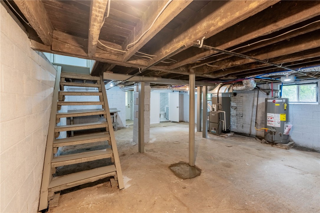 845 Wall St