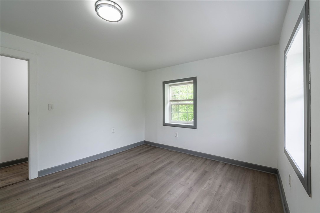 845 Wall St