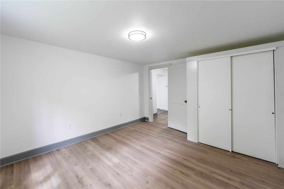845 Wall St