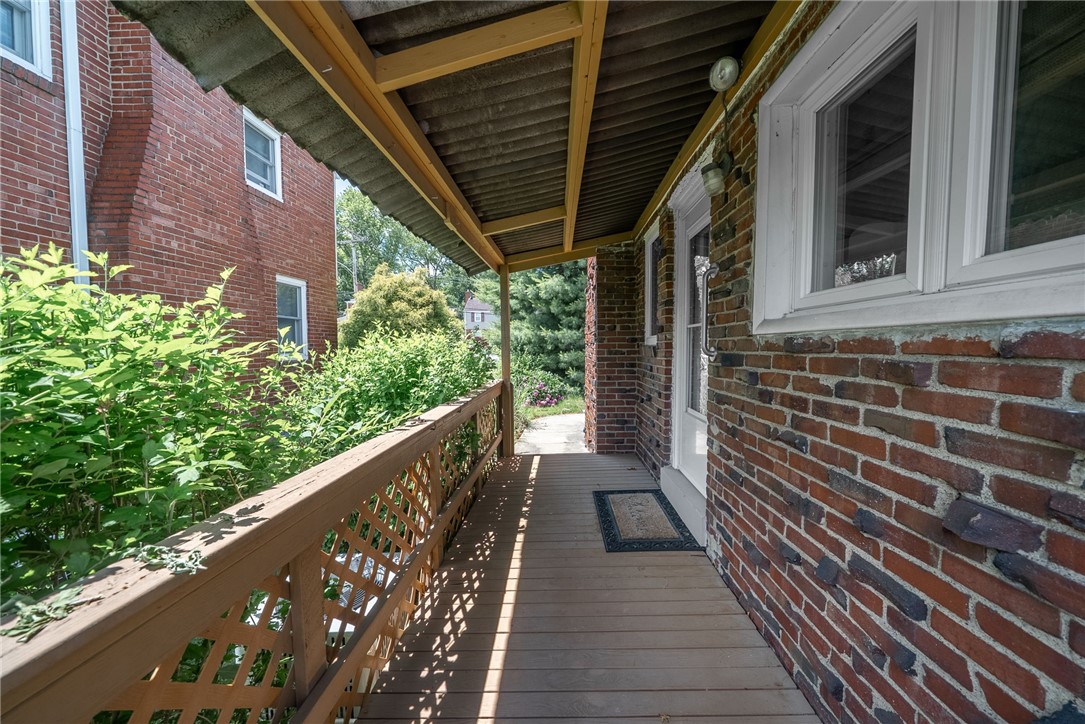 2007 Elmbrook Ln