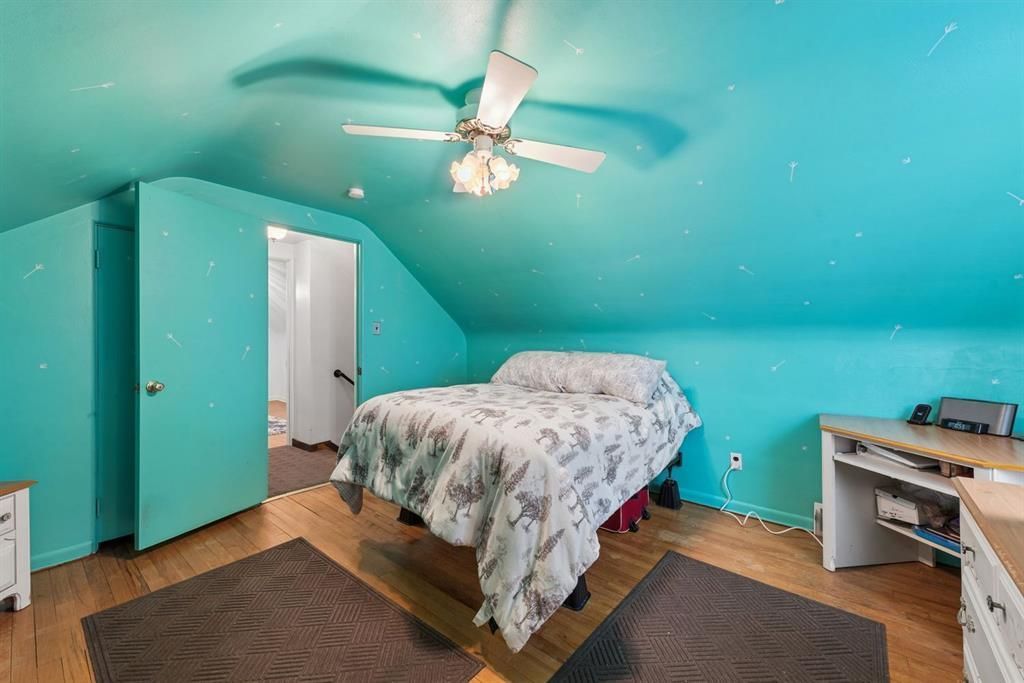 223 E Patty LANE