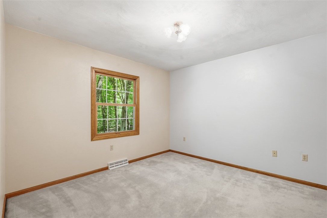 137 Spring Valley Rd