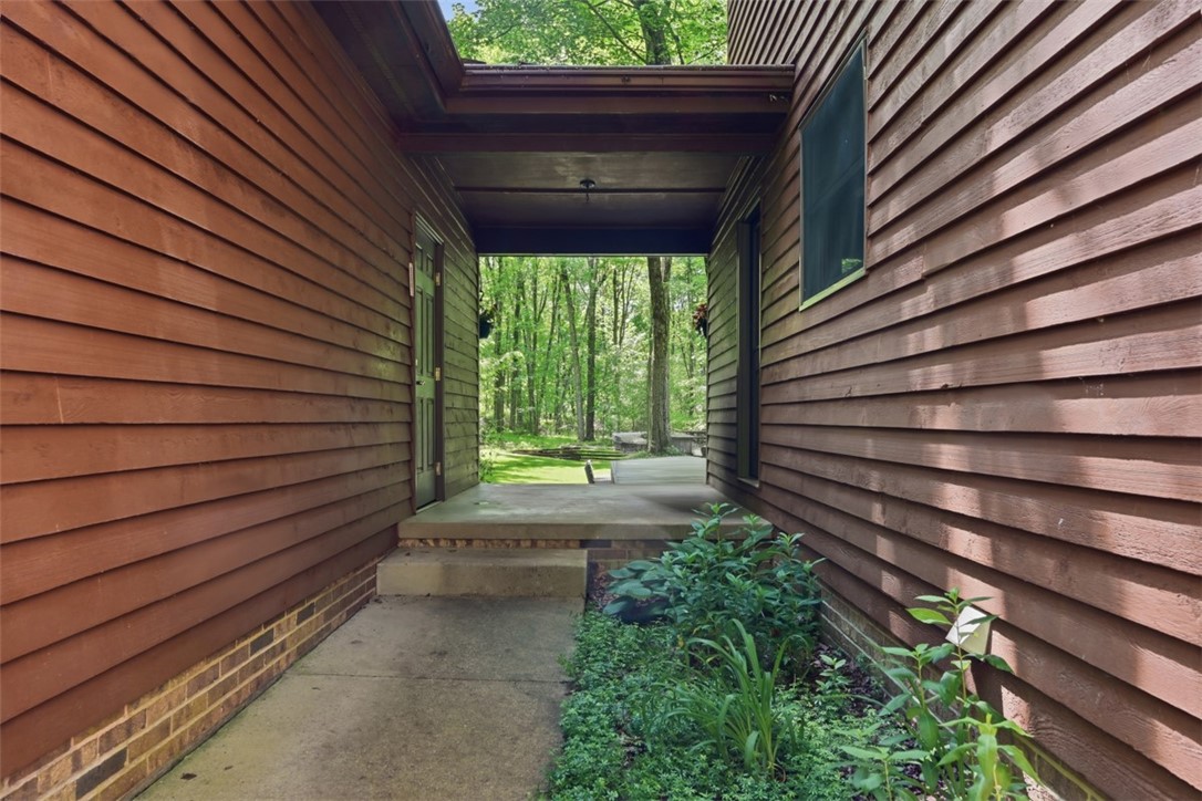 137 Spring Valley Rd
