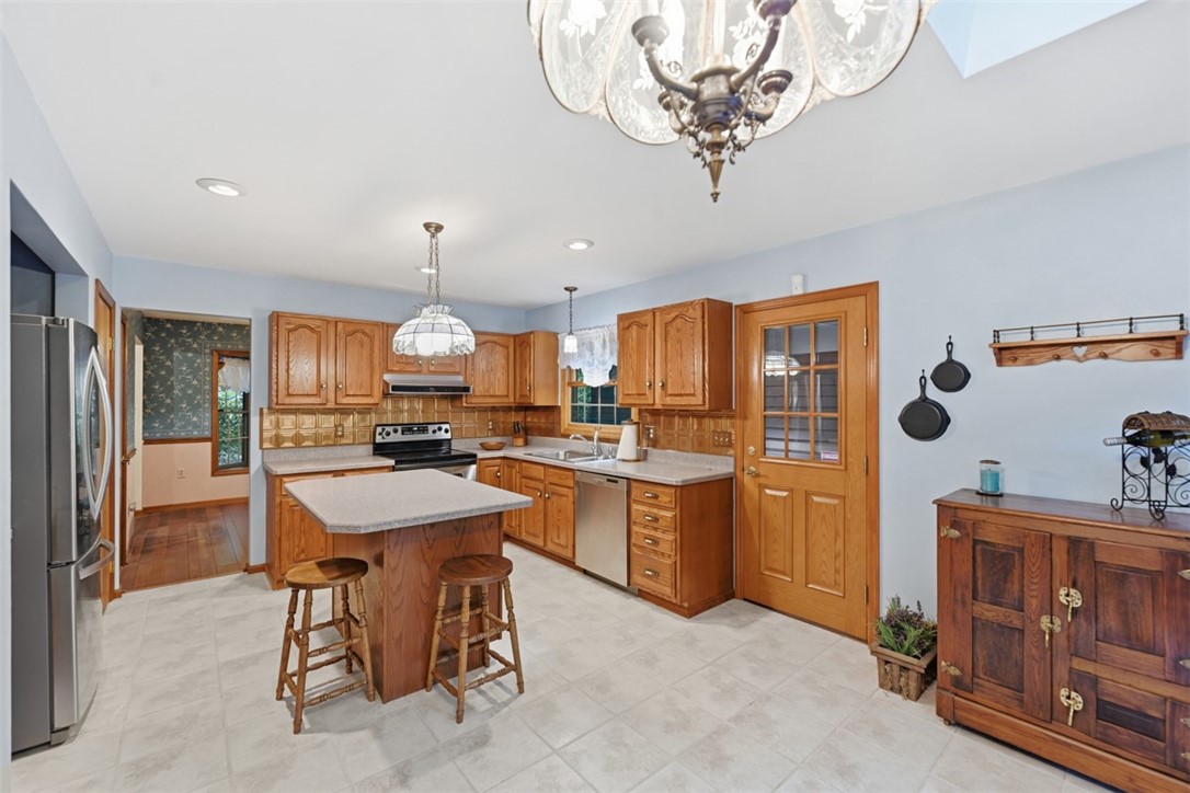 137 Spring Valley Rd