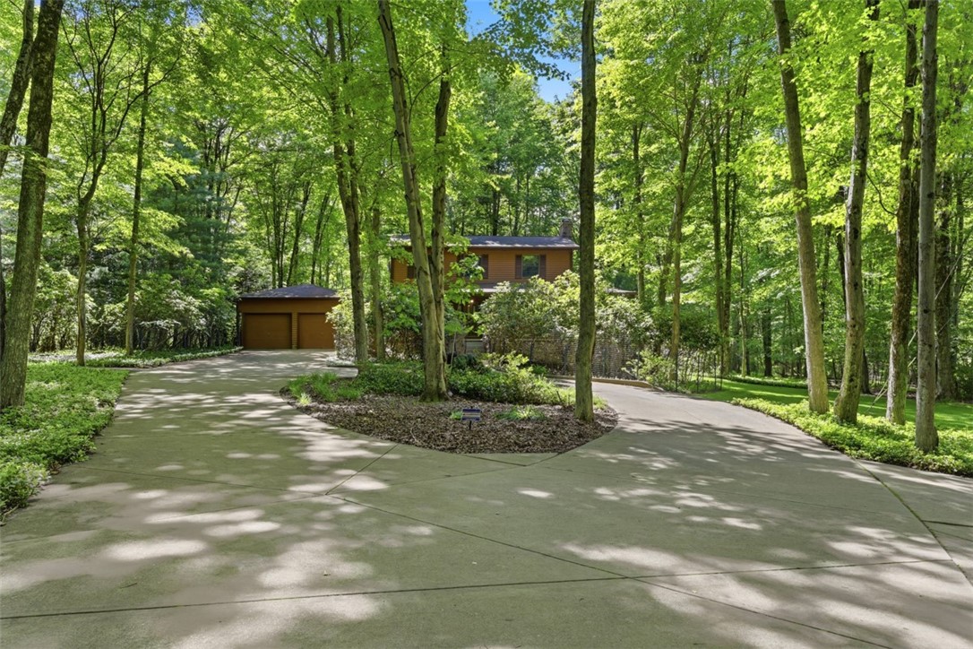 137 Spring Valley Rd
