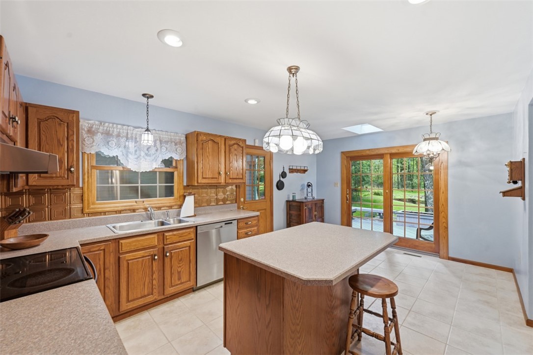 137 Spring Valley Rd