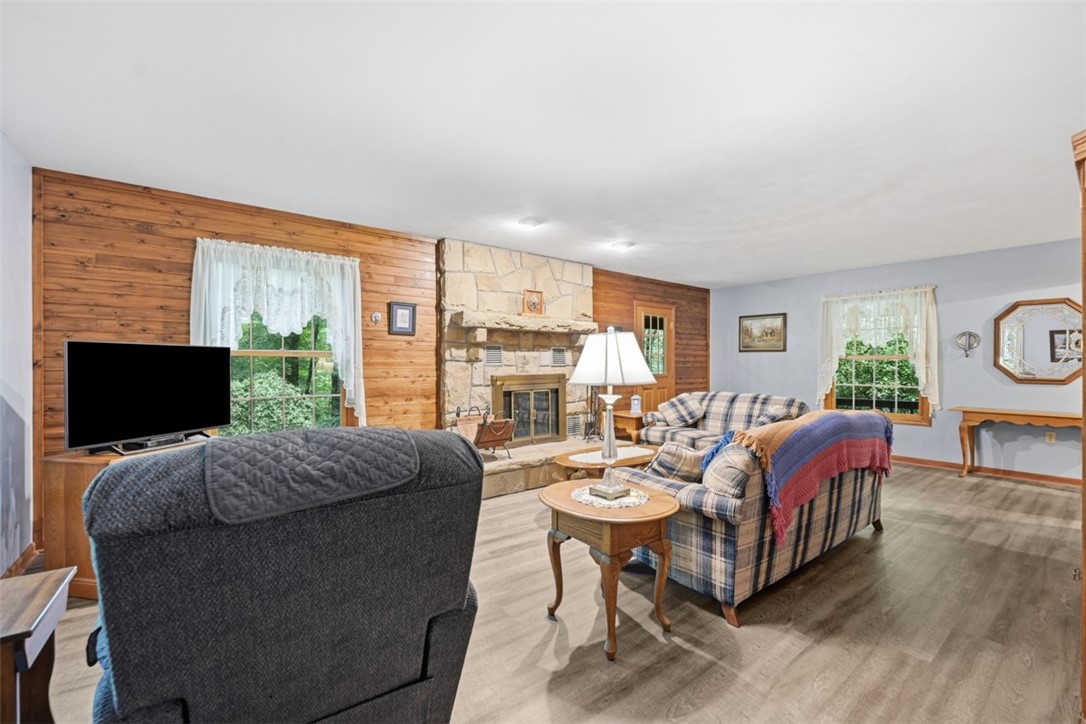 137 Spring Valley Rd