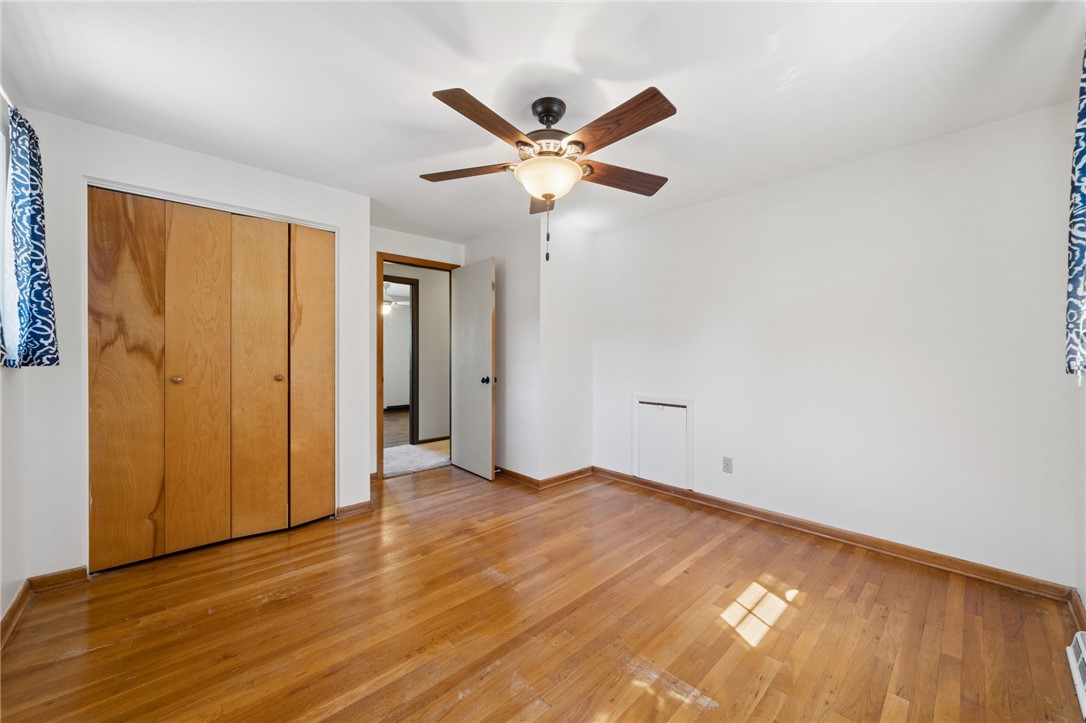 1212 Mountain View Dr
