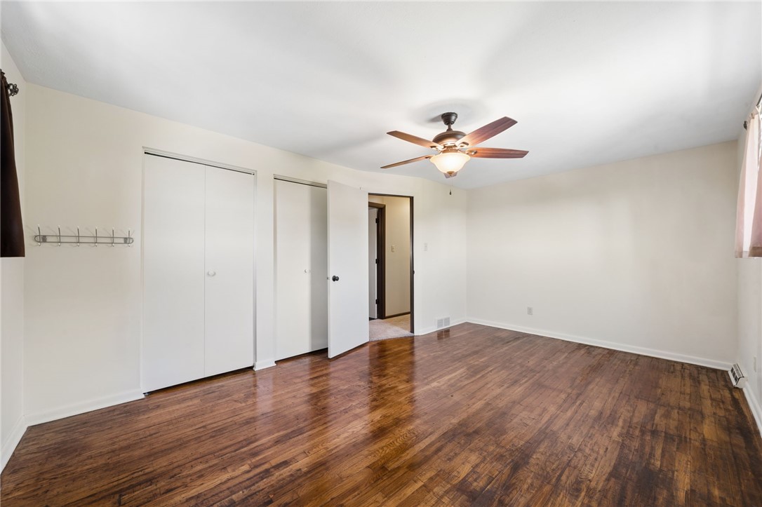 1212 Mountain View Dr
