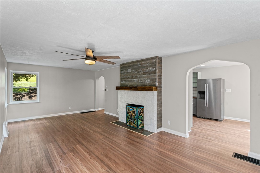 617 Argonne Blvd