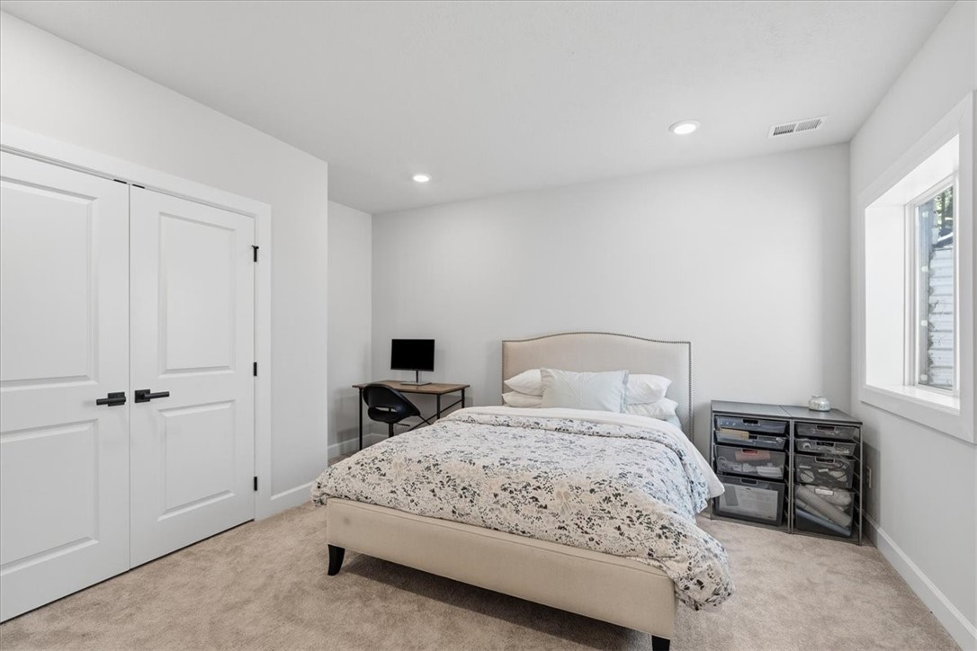 127 Abigail Dr.