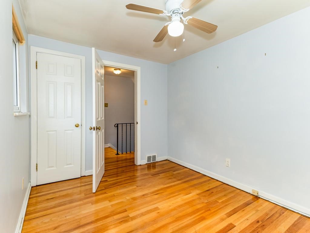 7034 Penn Ave