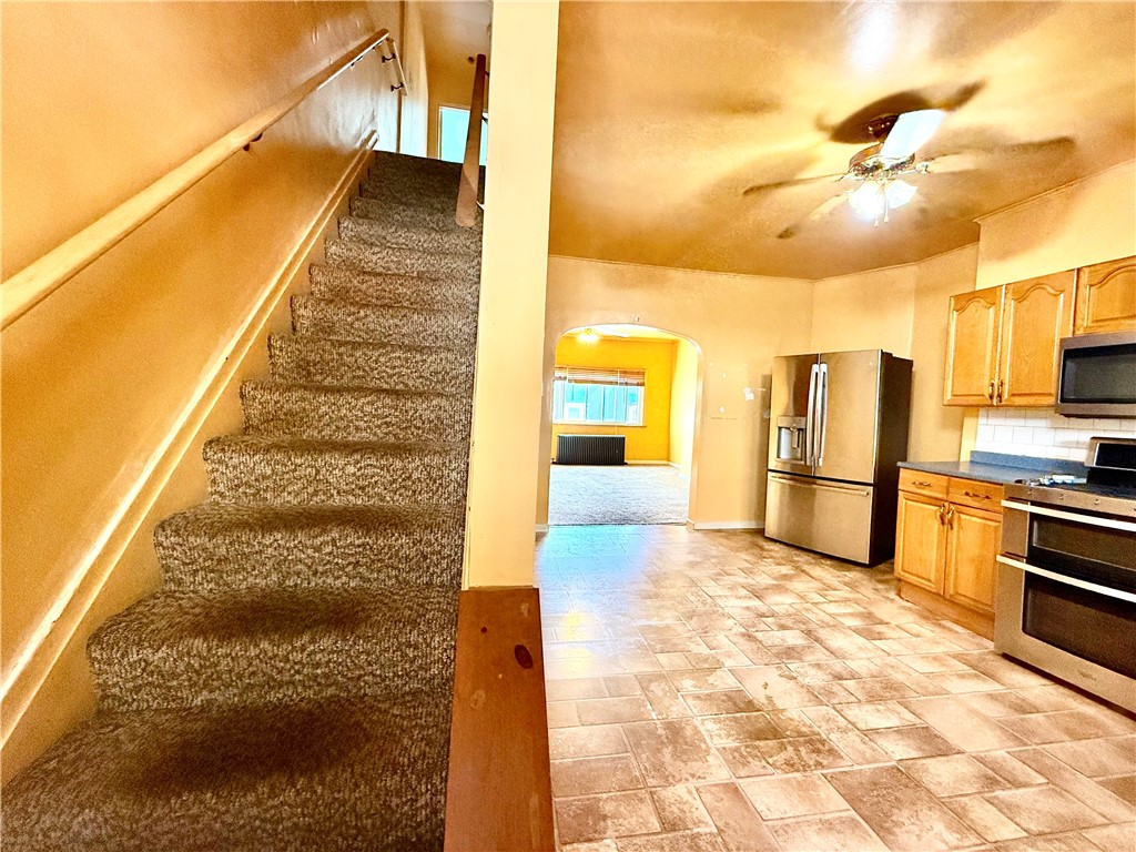112 Clay St