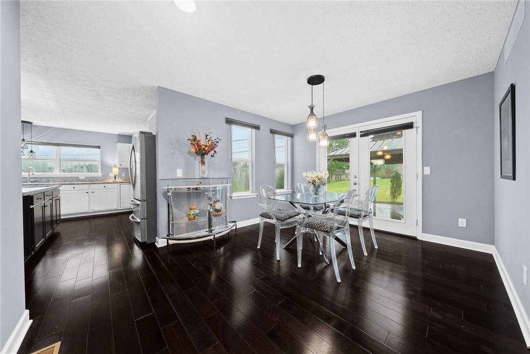 603 Oak Tree Ct
