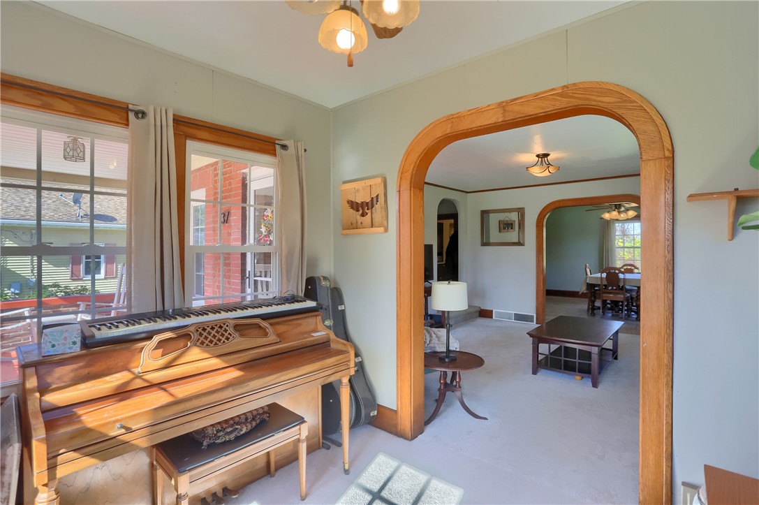 37 Bestview Ave