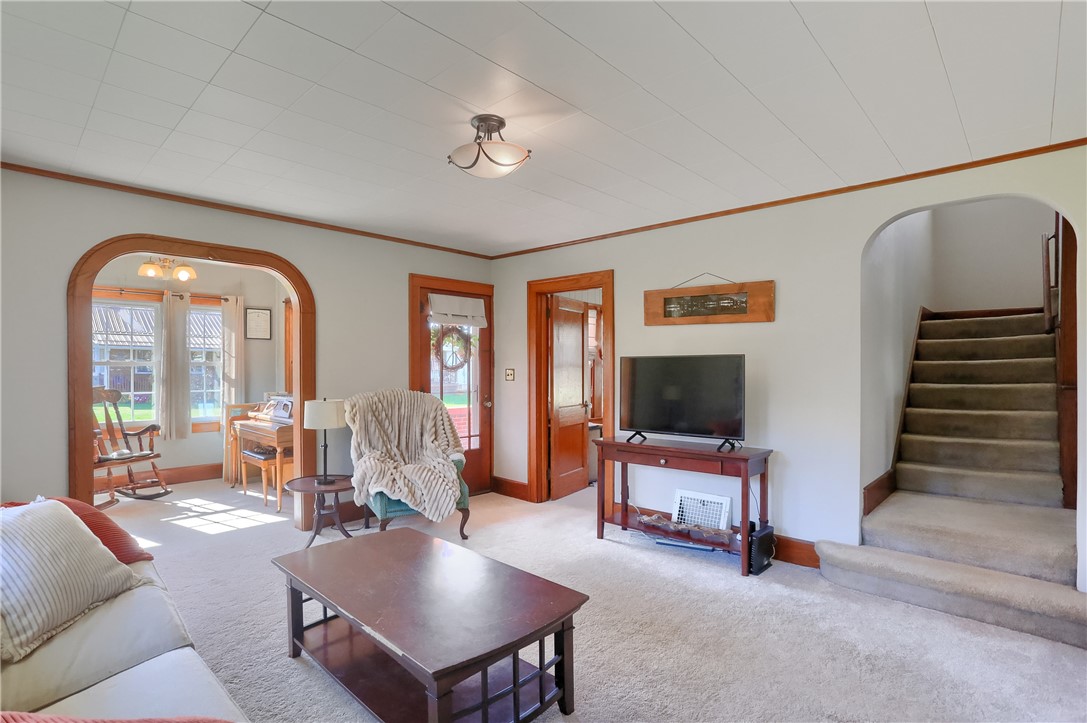 37 Bestview Ave