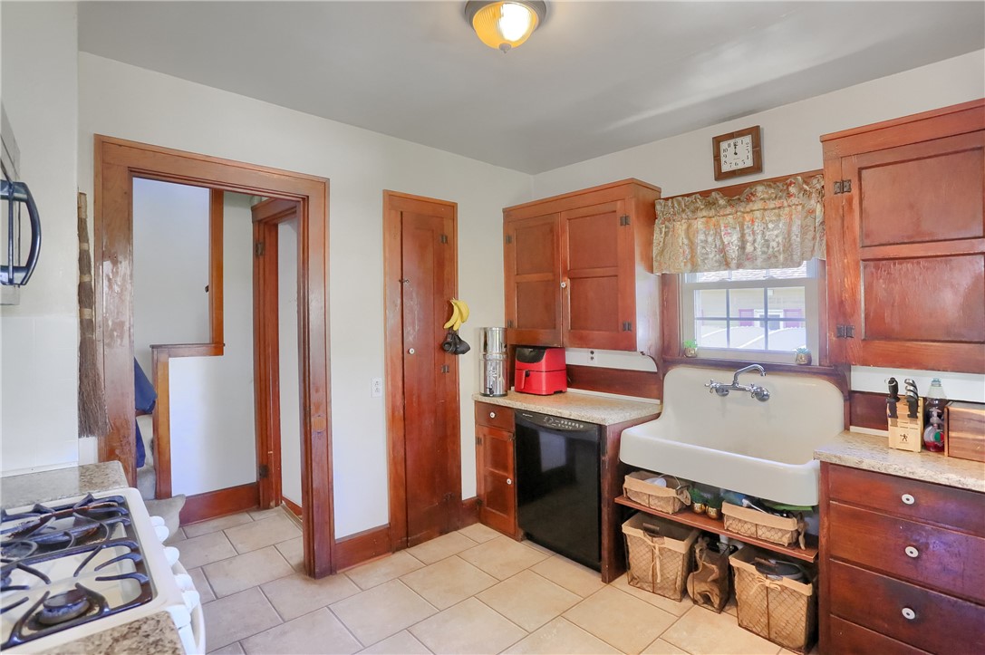 37 Bestview Ave