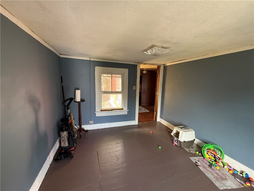 1345 New St