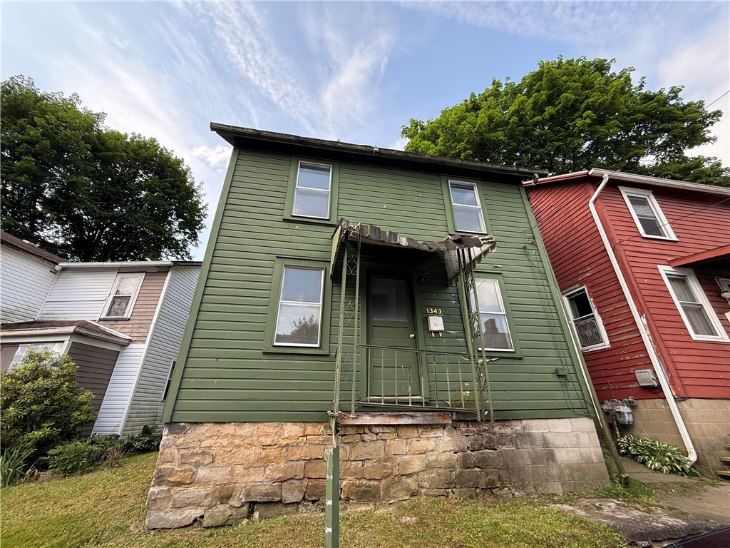 1343 New St