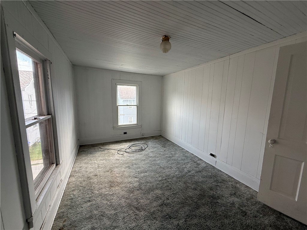 1343 New St