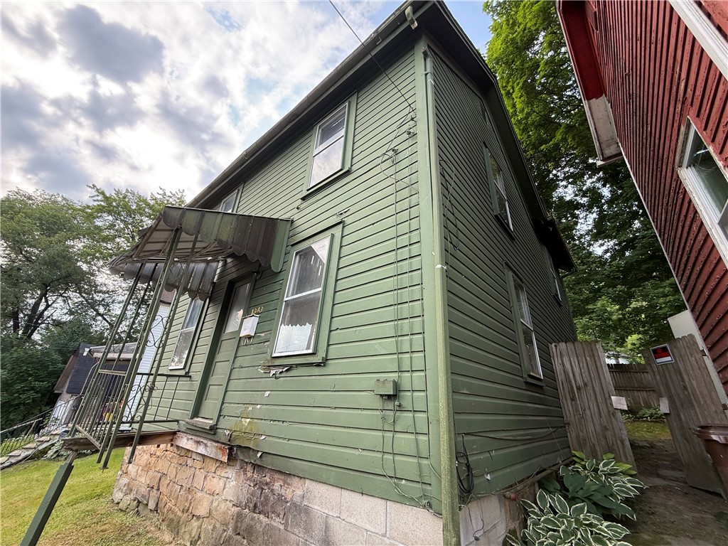 1343 New St