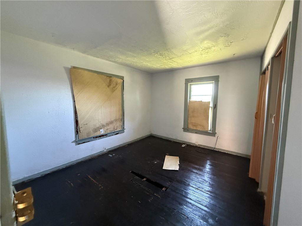 818 S Oakland Ave