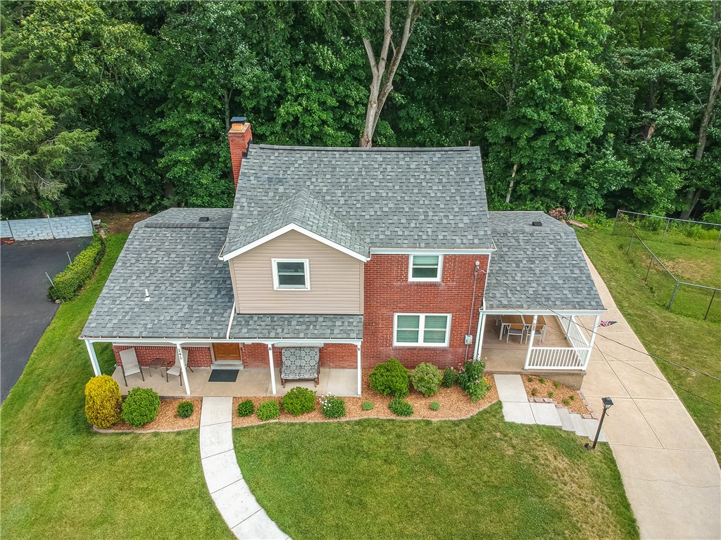 141 E Wedgewood Dr