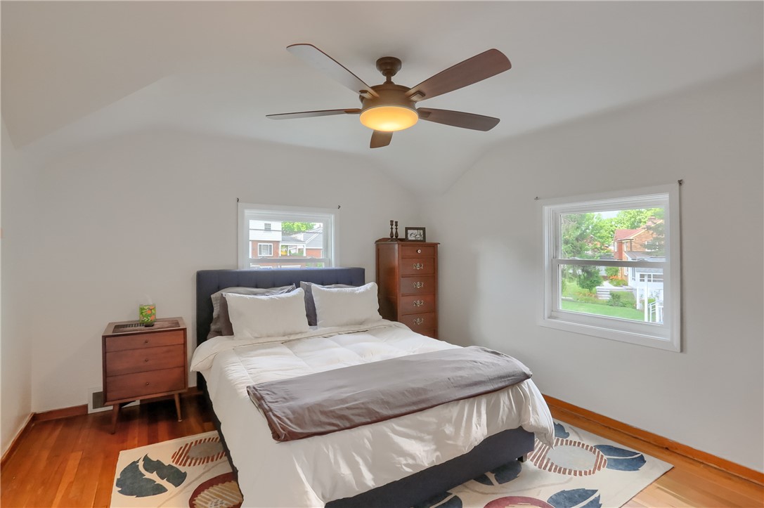 141 E Wedgewood Dr