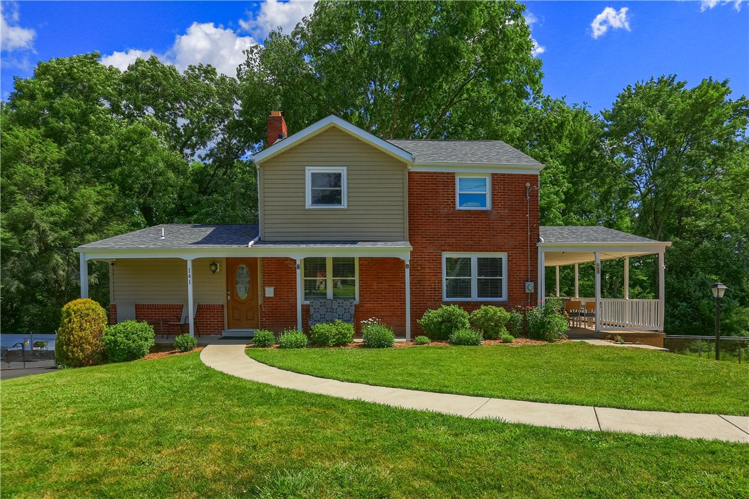 141 E Wedgewood Dr
