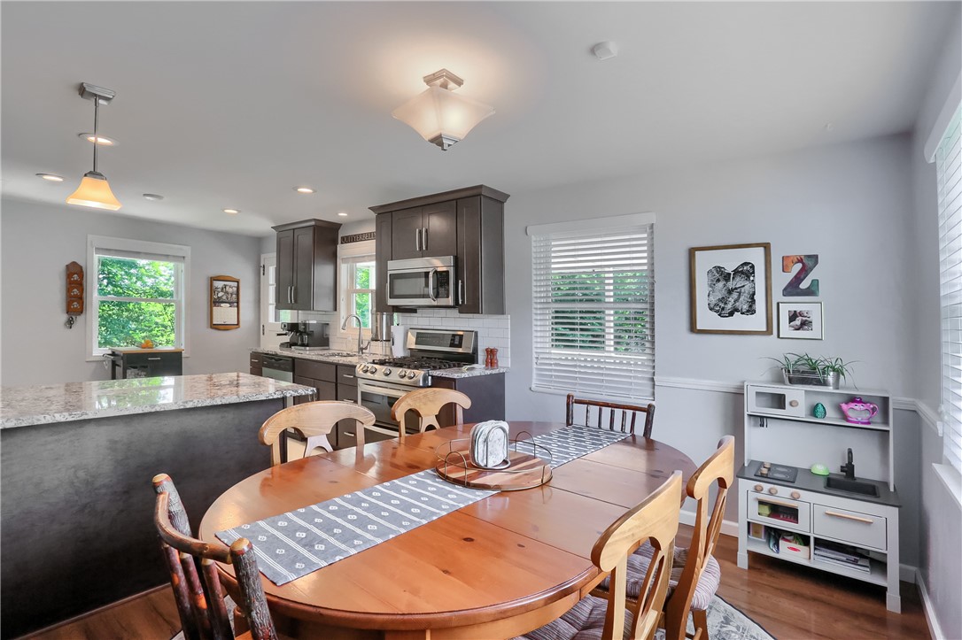 141 E Wedgewood Dr