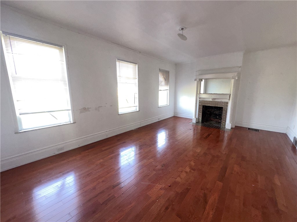 340 Park Rd