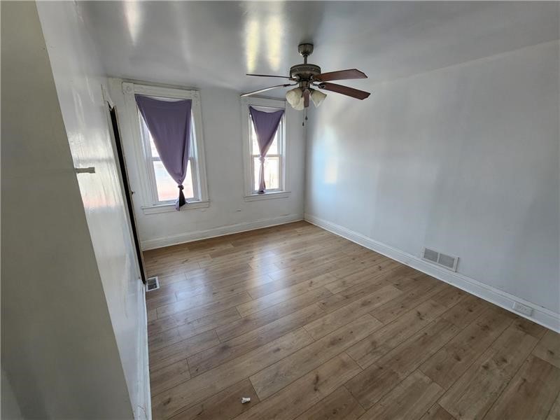 724 Hemlock Aly