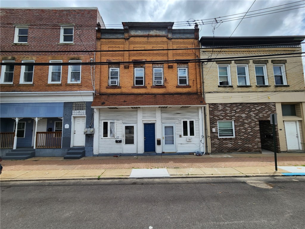 721 Monongahela Ave