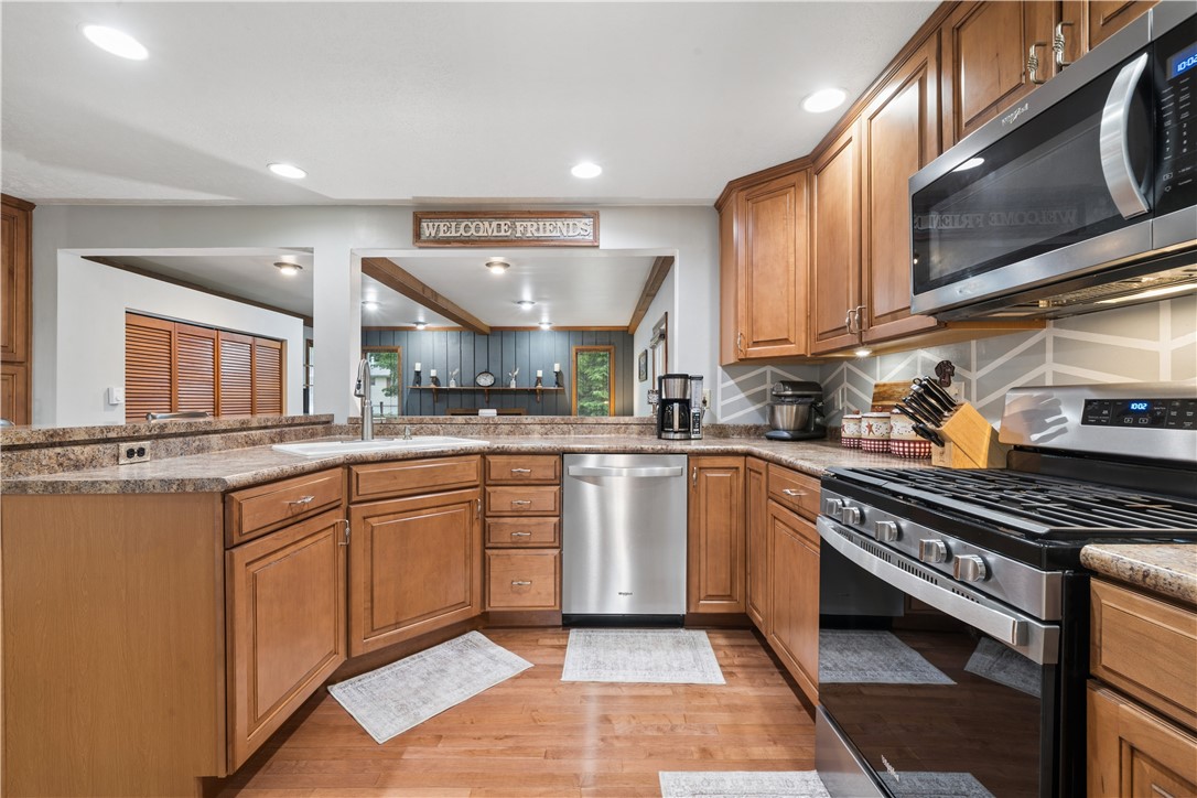 223 Eleanor Dr