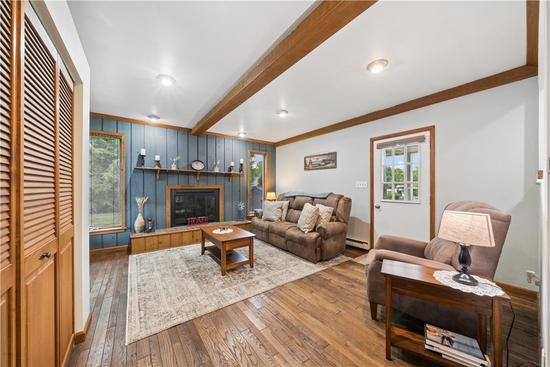 223 Eleanor Dr