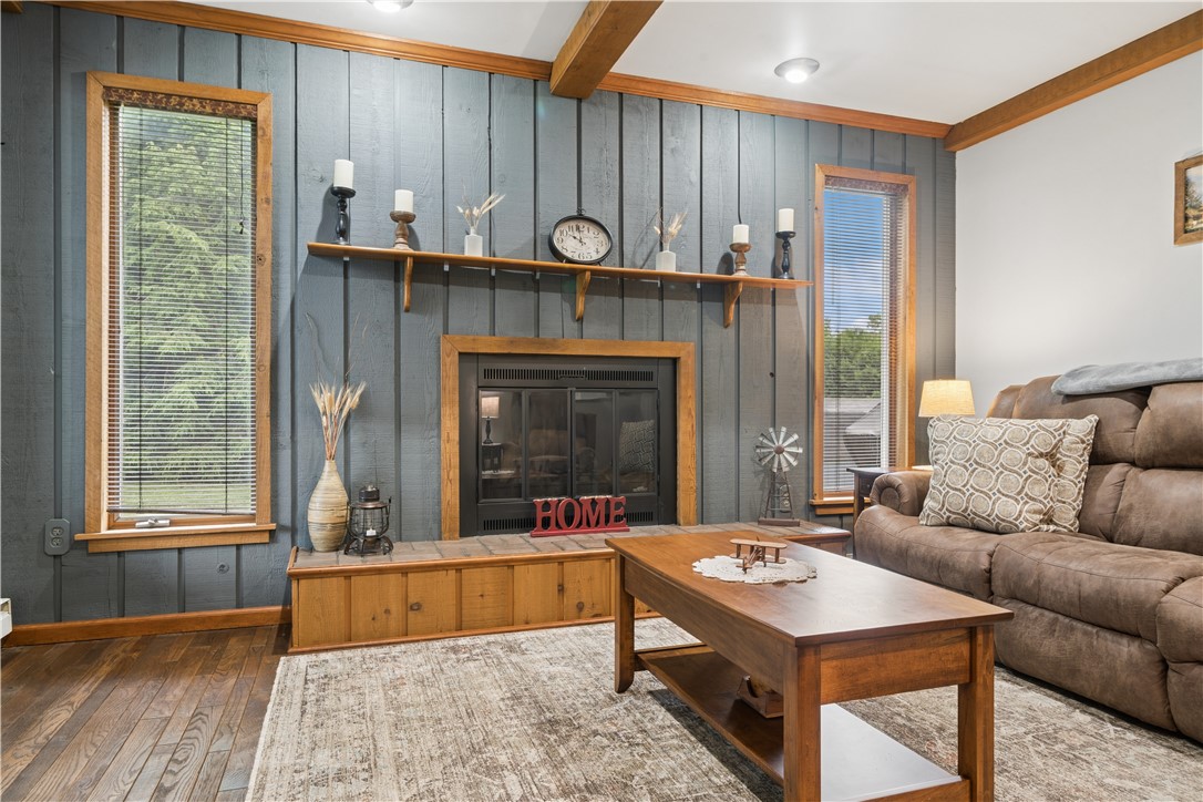 223 Eleanor Dr