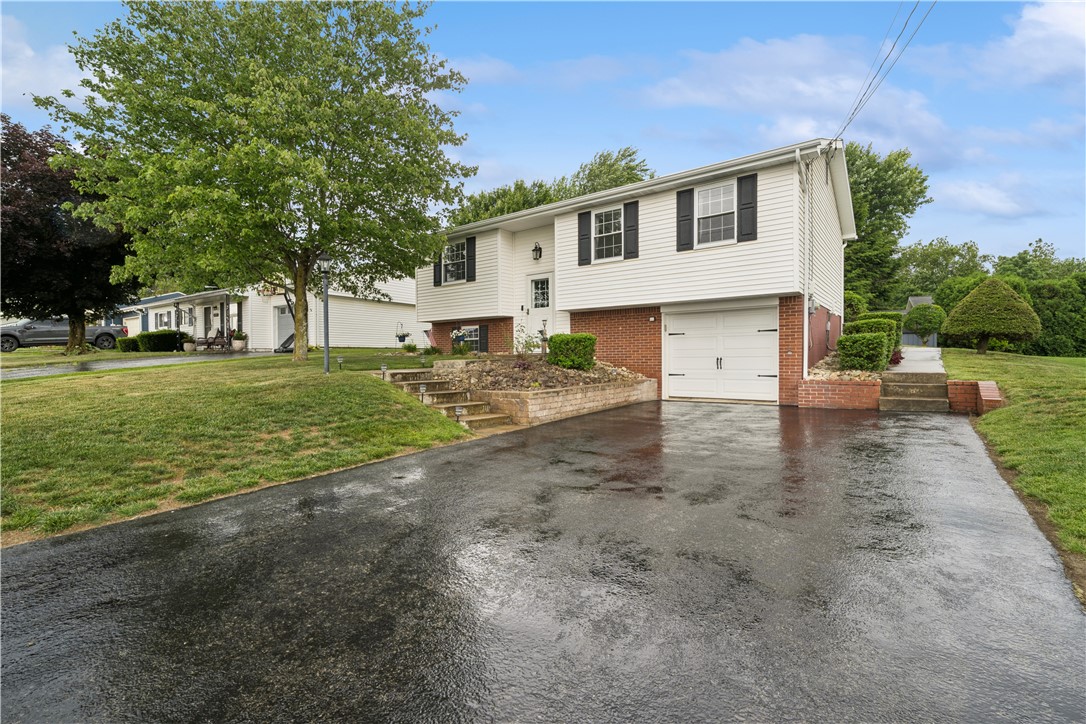 223 Eleanor Dr