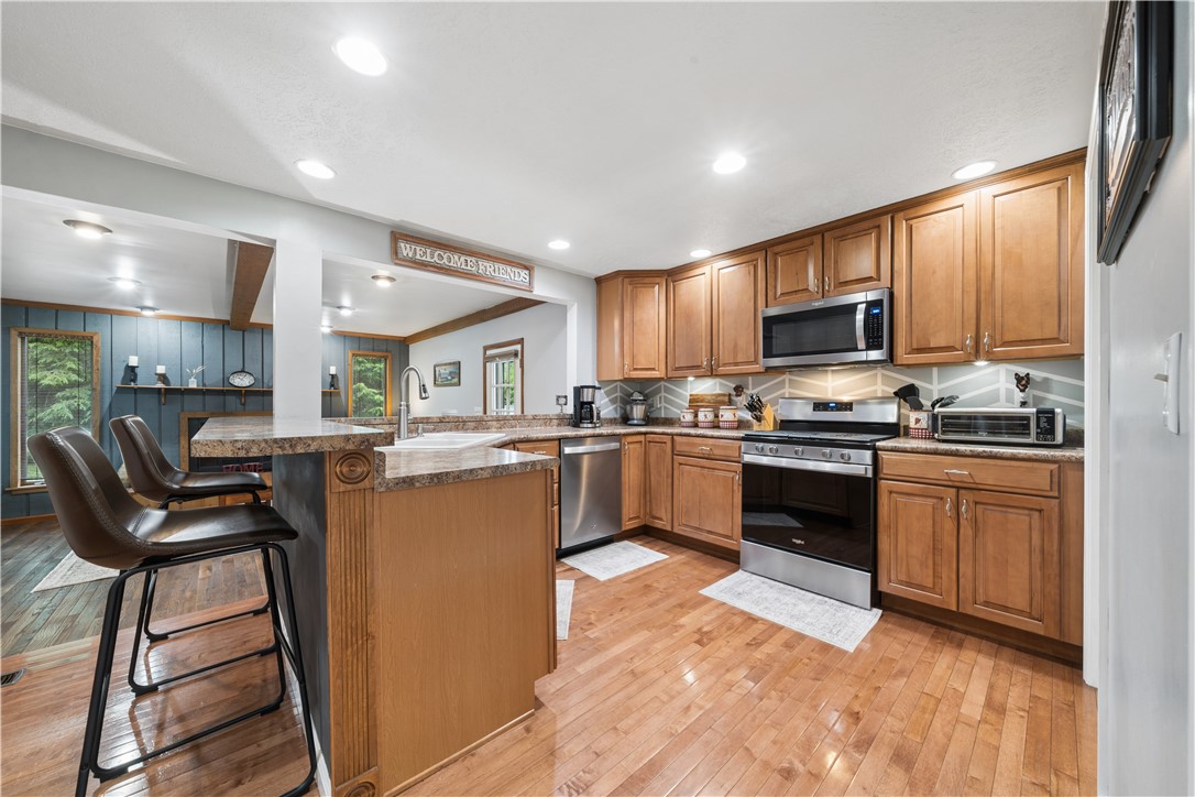 223 Eleanor Dr