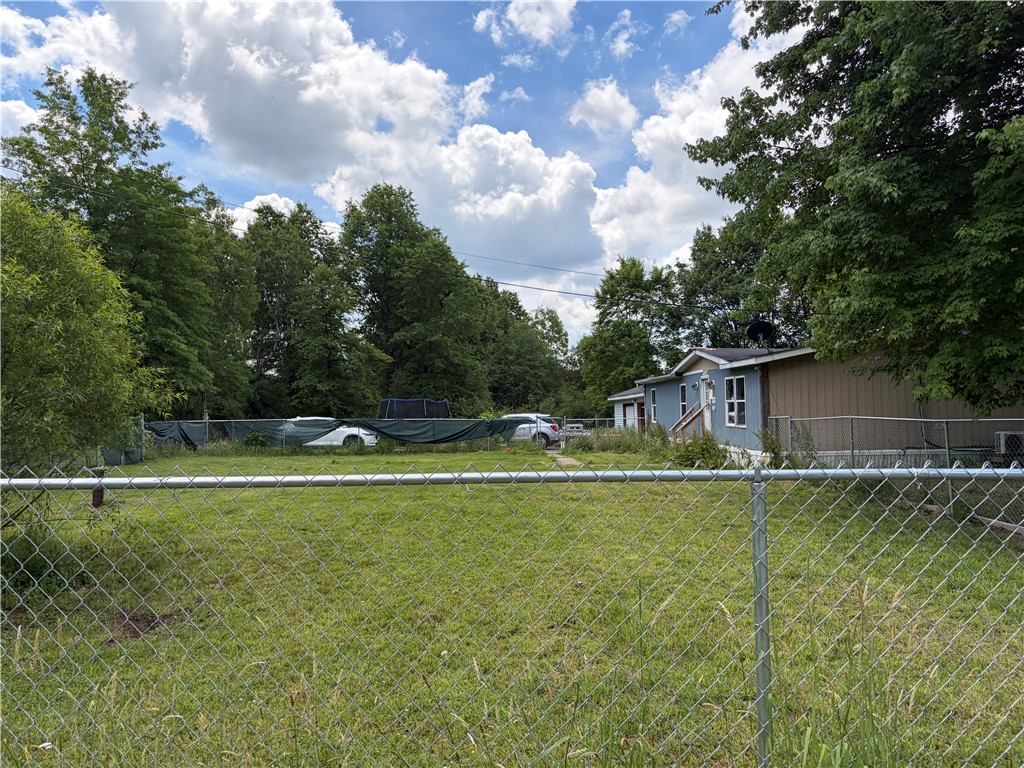 1370 Hoffman Ln