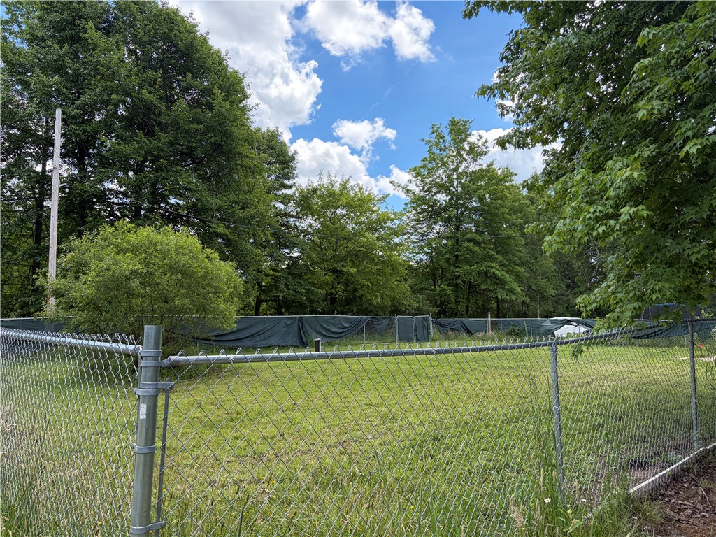 1370 Hoffman Ln