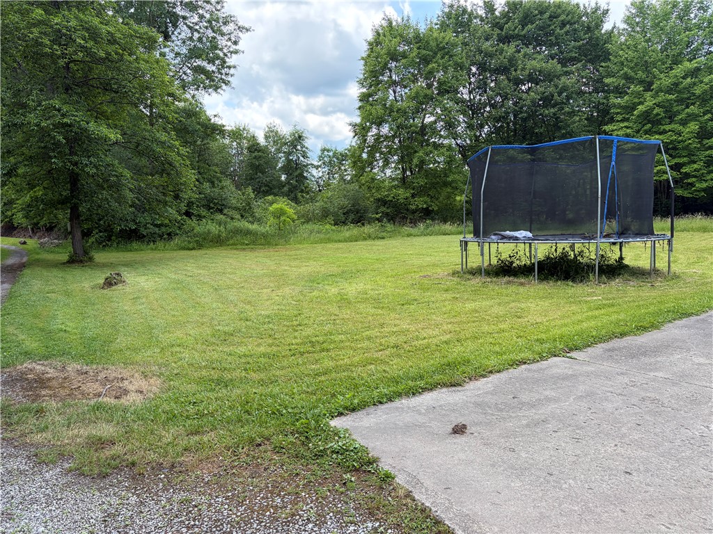 1370 Hoffman Ln