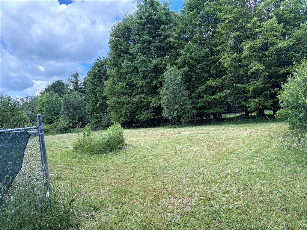 1370 Hoffman Ln