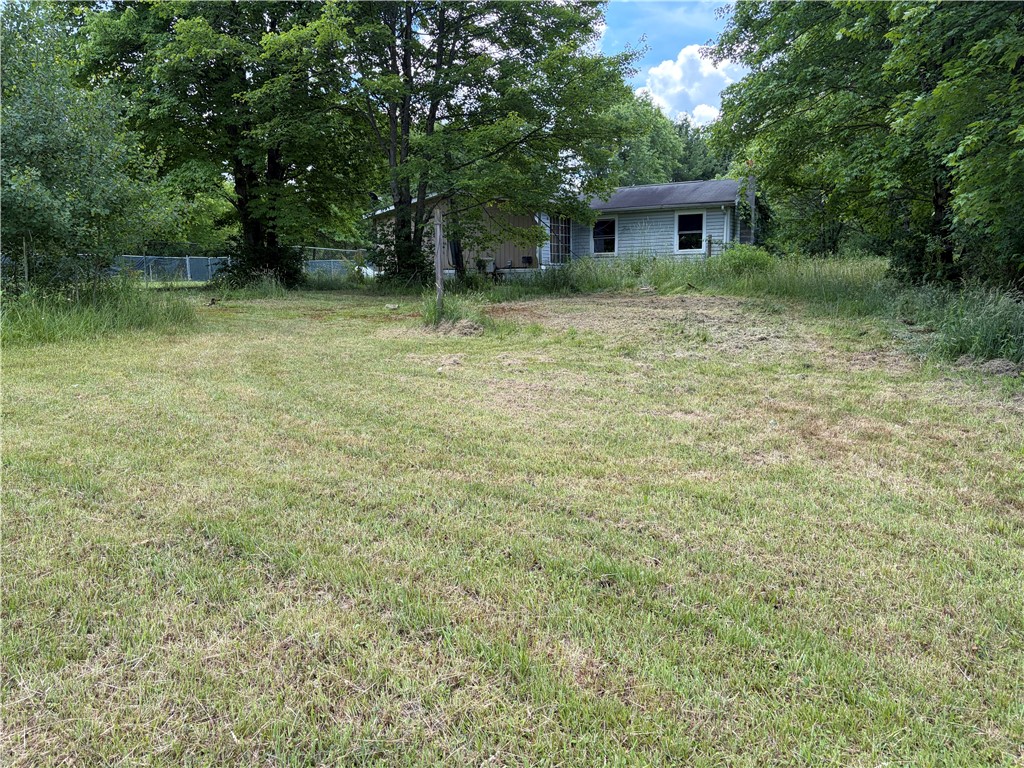 1370 Hoffman Ln