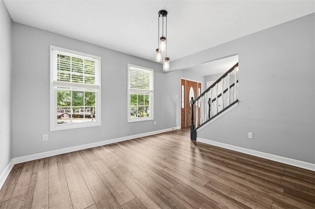 119 Walnut Dr