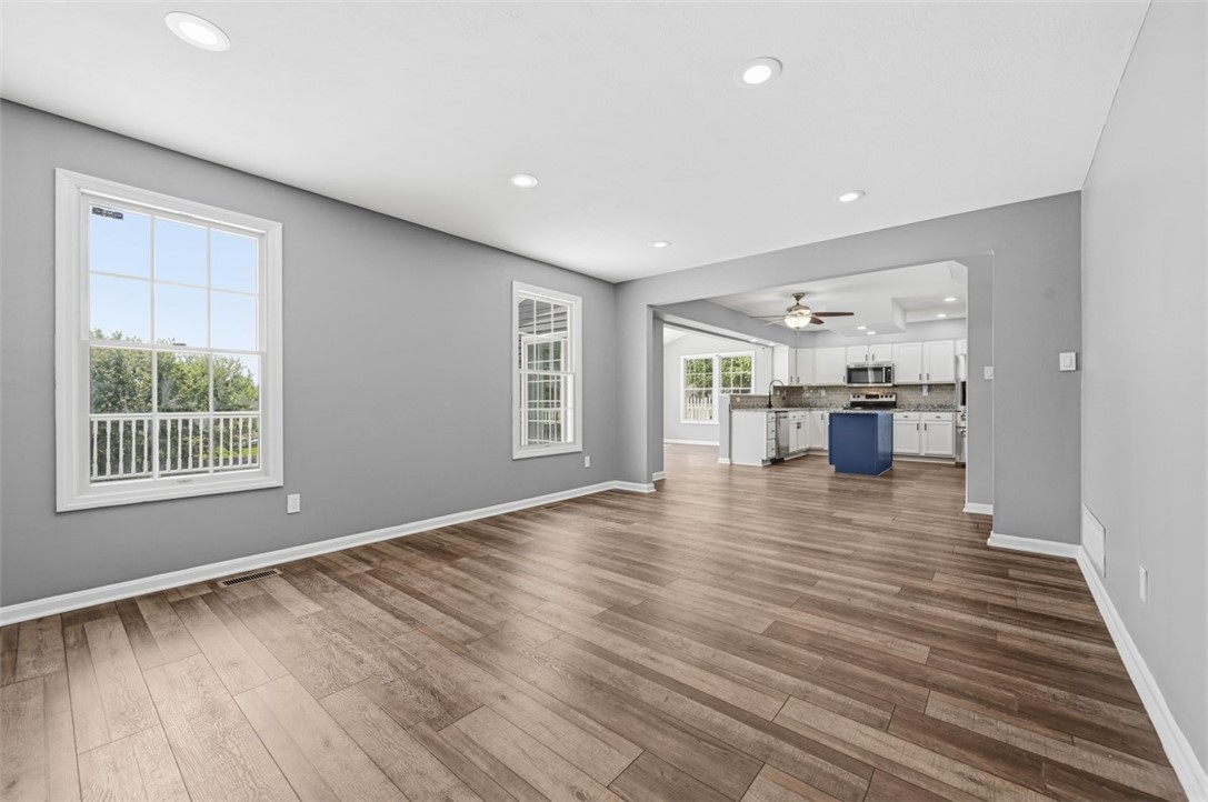 119 Walnut Dr