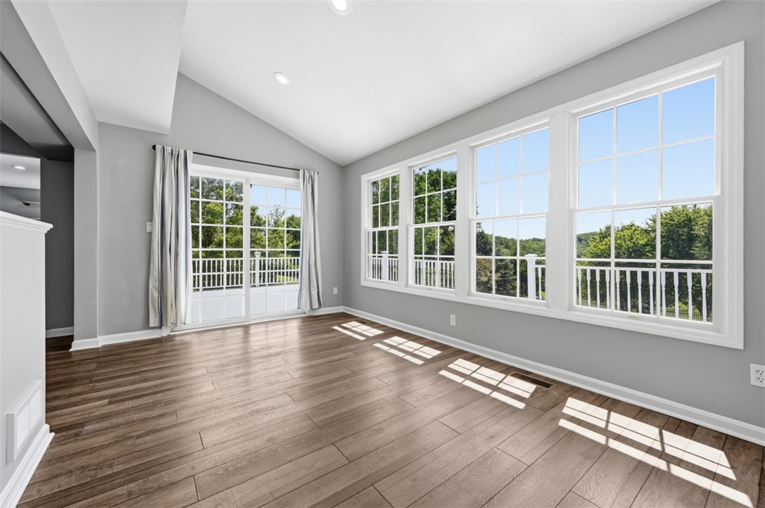 119 Walnut Dr
