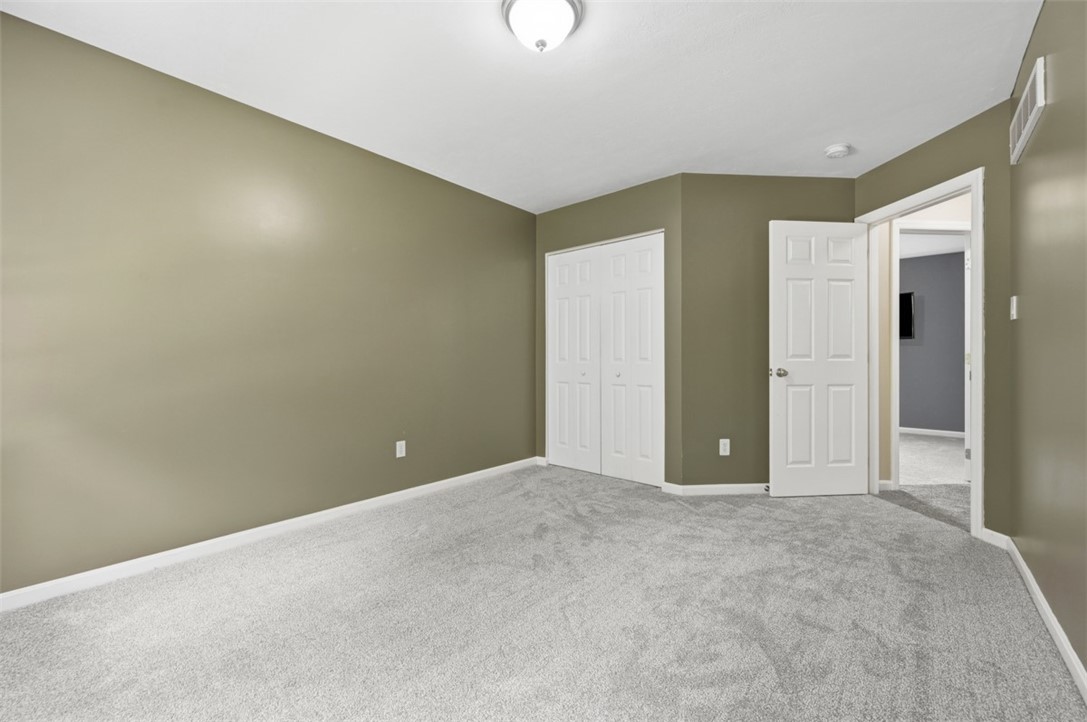 119 Walnut Dr