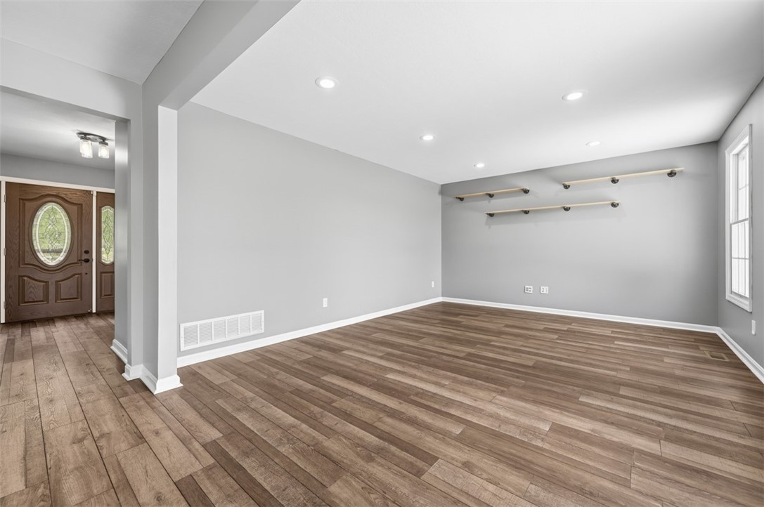 119 Walnut Dr
