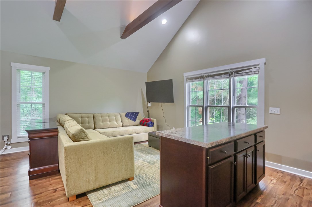 482 Shadyrest Rd
