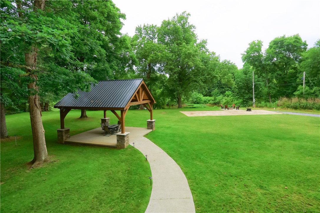 482 Shadyrest Rd